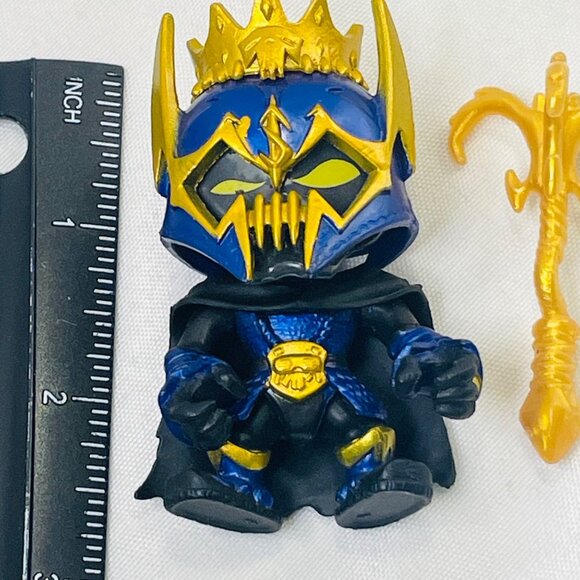 TREASURE X KINGS GOLD Exis Figure Treasure Heroes vs Shadows with Weapon - Picture 3 of 7